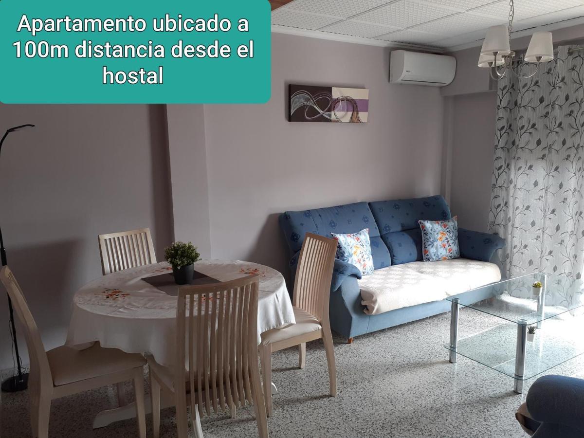 Hostal Oasis Дения Экстерьер фото